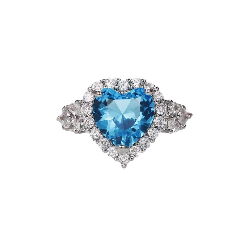 Stylish, understated luxury, niche rings, earrings, and clavicle necklaces